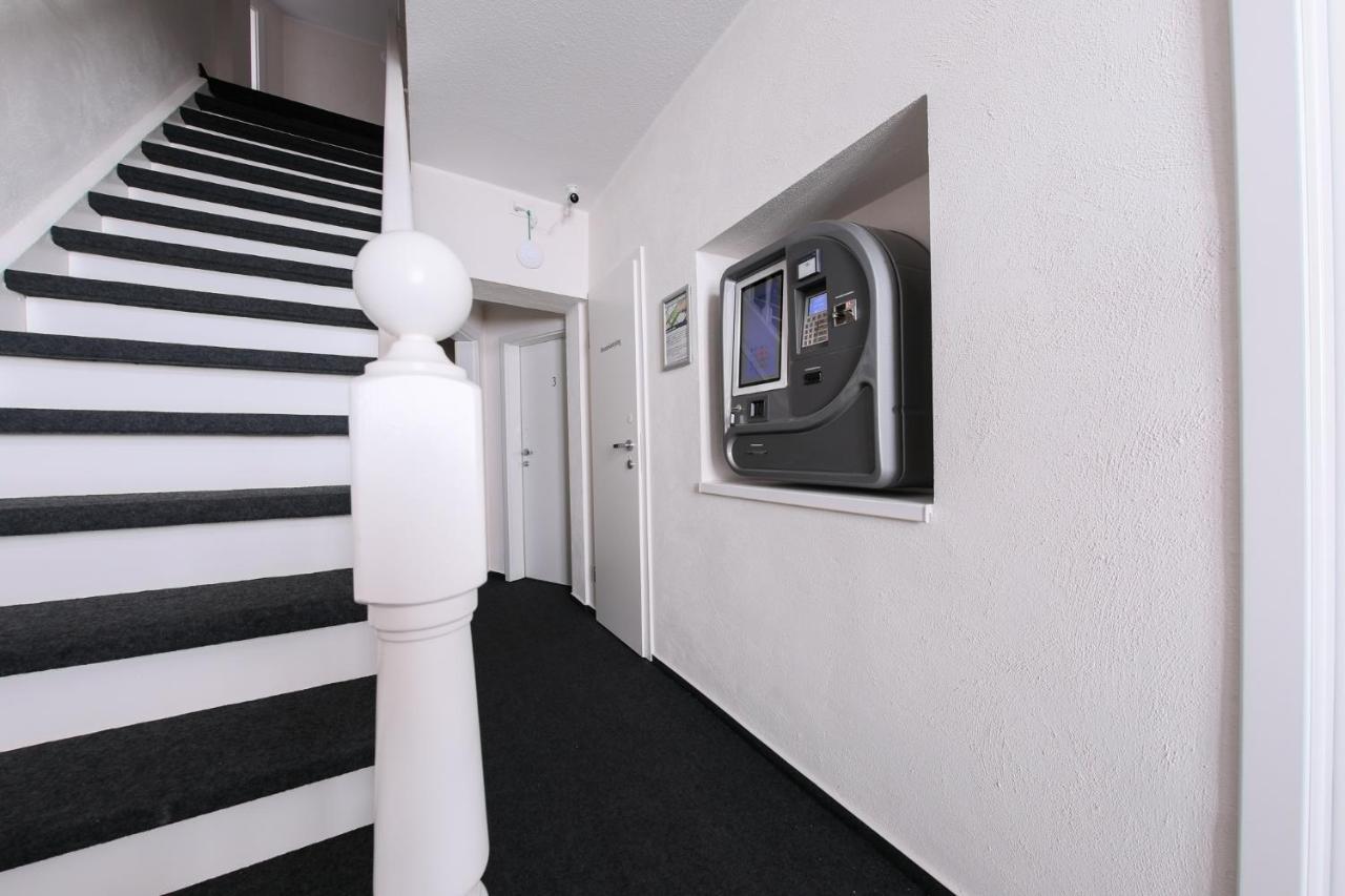 Hotel 24/7 Selfcheckin Schmiedestrasse à Leer Extérieur photo